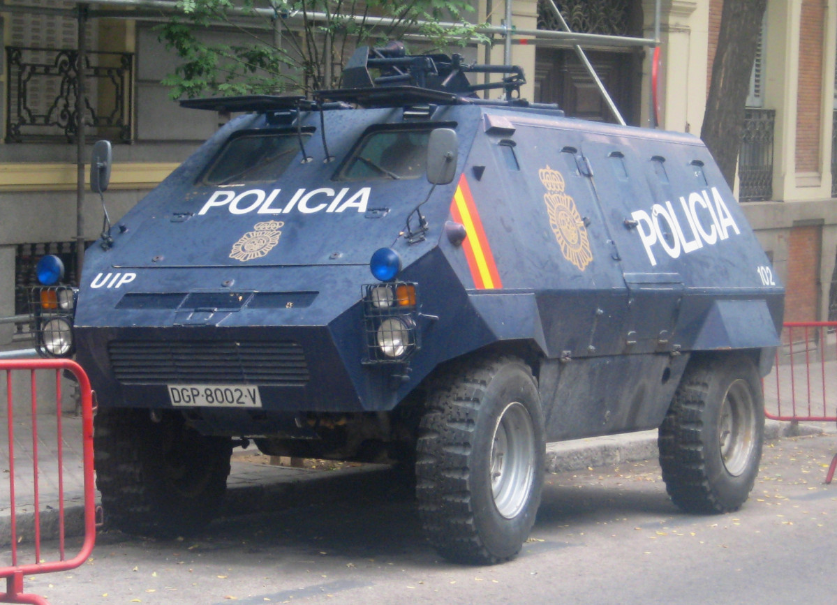 UR 416 Policía Nacional