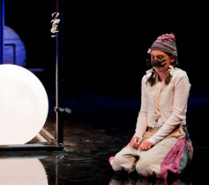 Mi pequeña en el lava