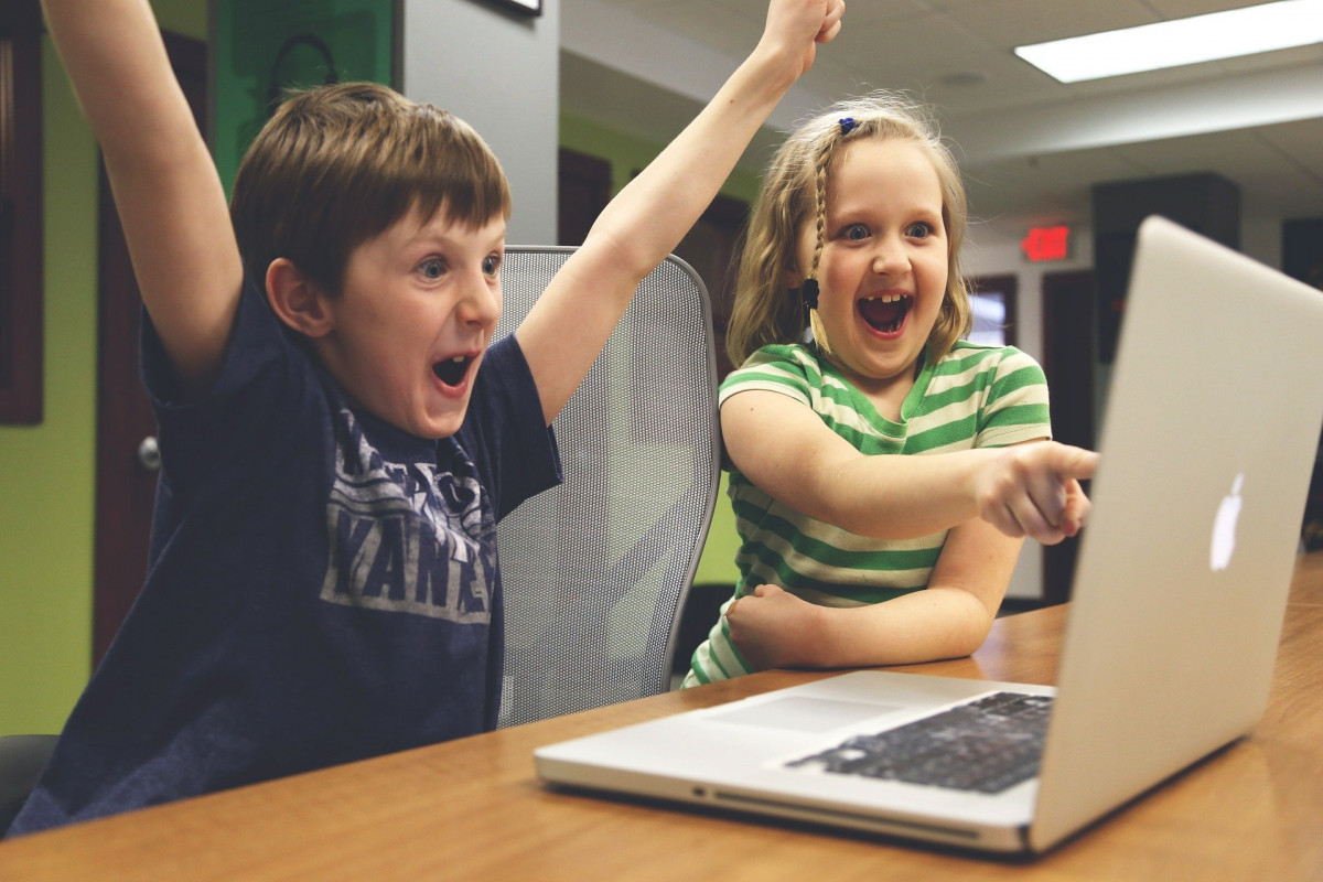 niños ordenador online