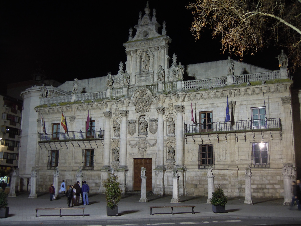 Fachada de la Universidad de Valladolid.