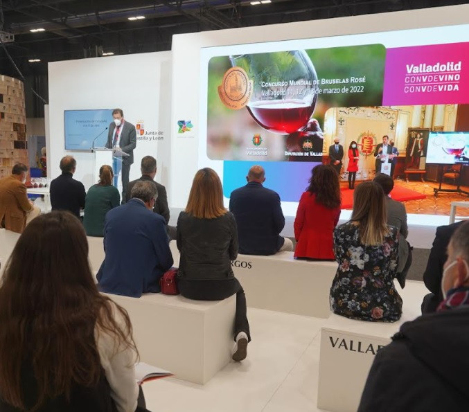 Con v de vino con v de vida