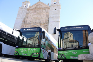 Presentación 15 nuevos autobuses GNC Auvasa AZ 7350