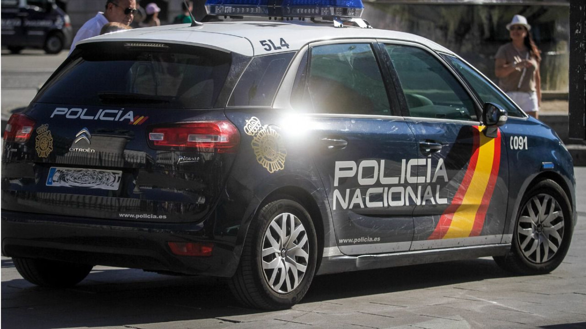 policia nacional coches patrulla