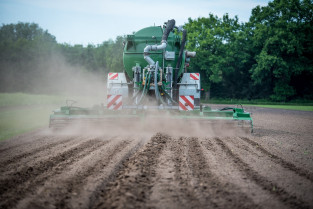 Tractor 3486285 1280